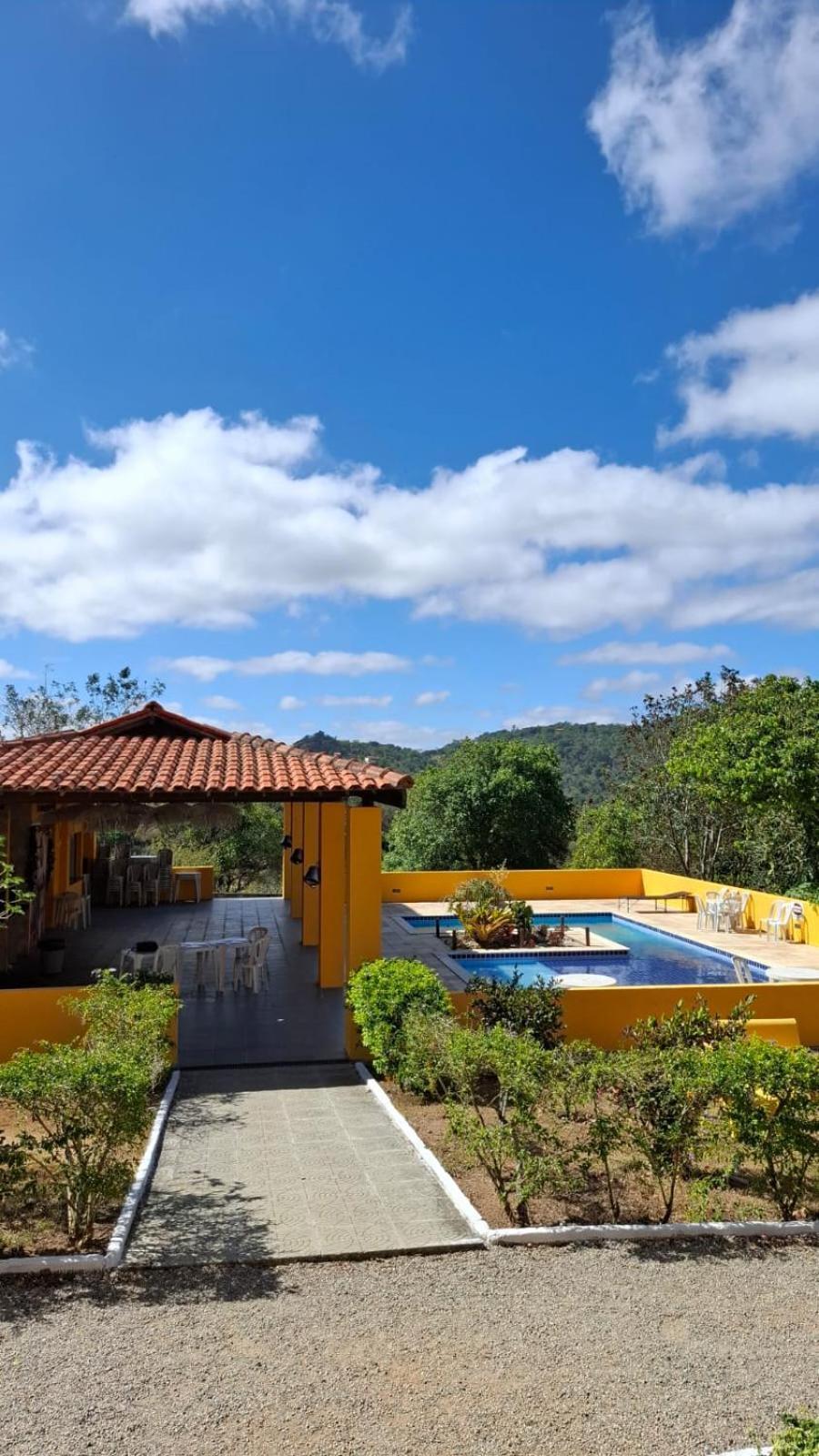 Flat Condominio Paraiso Serra Negra ベゼーホス エクステリア 写真